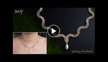 Wavy bicone beaded necklace. How to make necklace. Beading tutorial