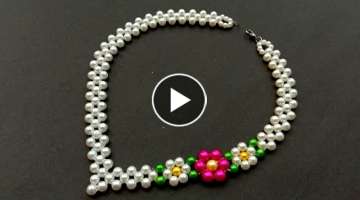 How To Make / A Beautiful Pearl Necklace